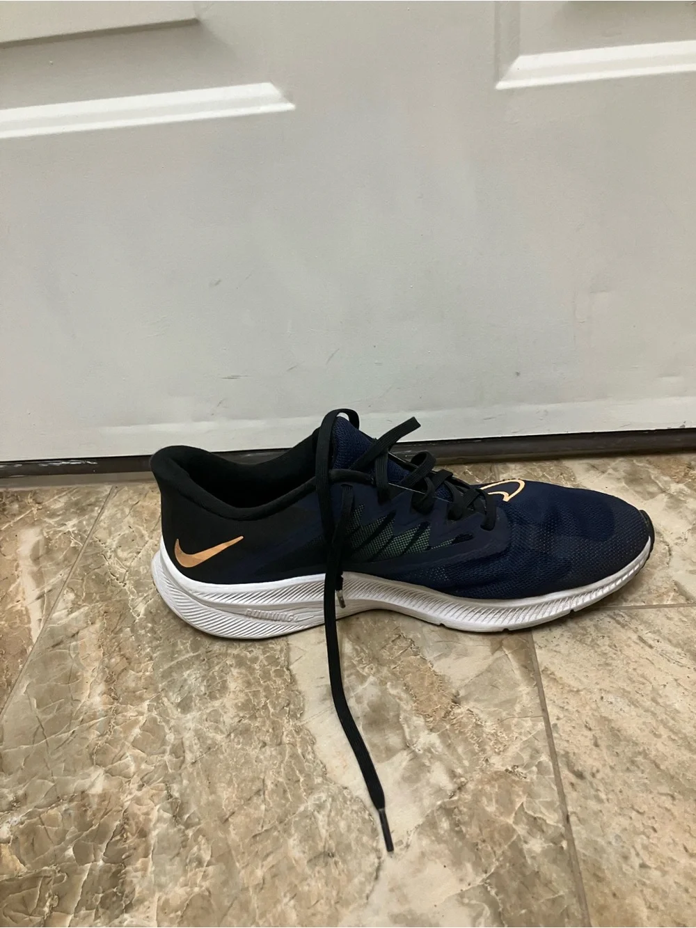Nike Quest 6